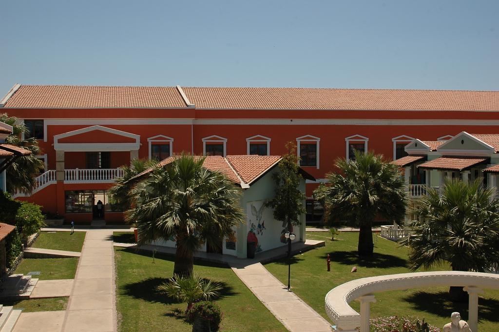 Club Tarhan Beach 迪迪姆 外观 照片